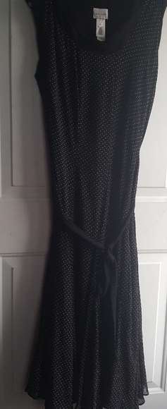 Beautiful Chiffon Black and White Polka Dot dress excellent condition - Picture 5 of 8